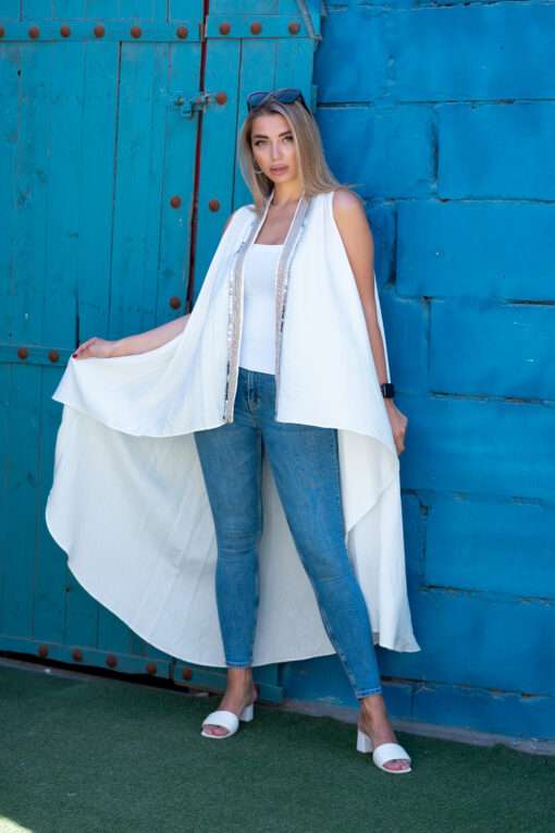 Stylish Embroidered Cardigan - Image 3