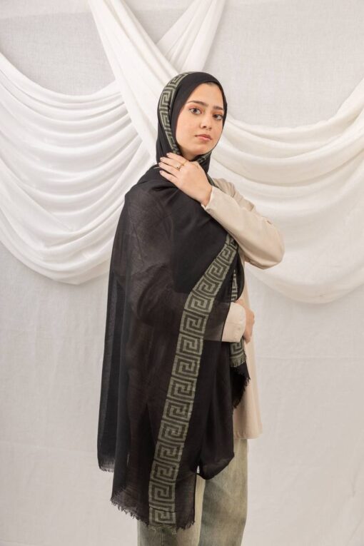 Embroidered linen scarf ✨ - Image 8