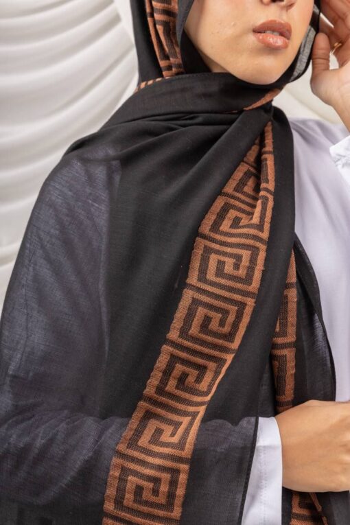 Embroidered linen scarf ✨ - Image 12